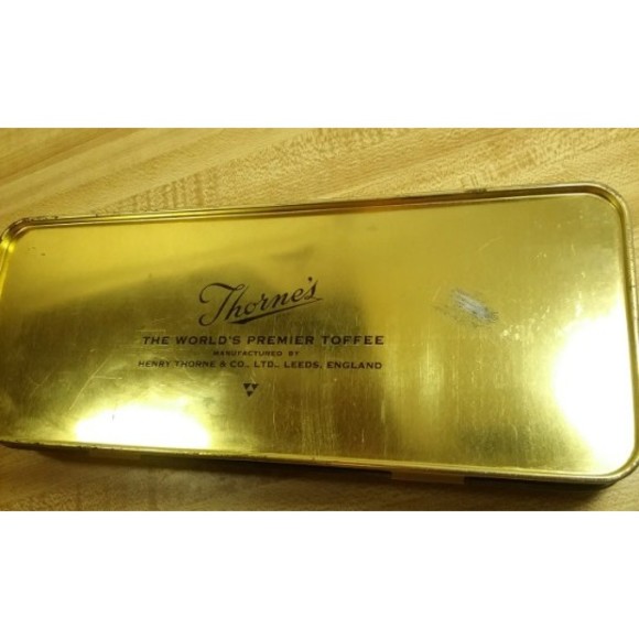 Vintage 1960s Poodle Dog Candy Tin - Picture 7 of 8